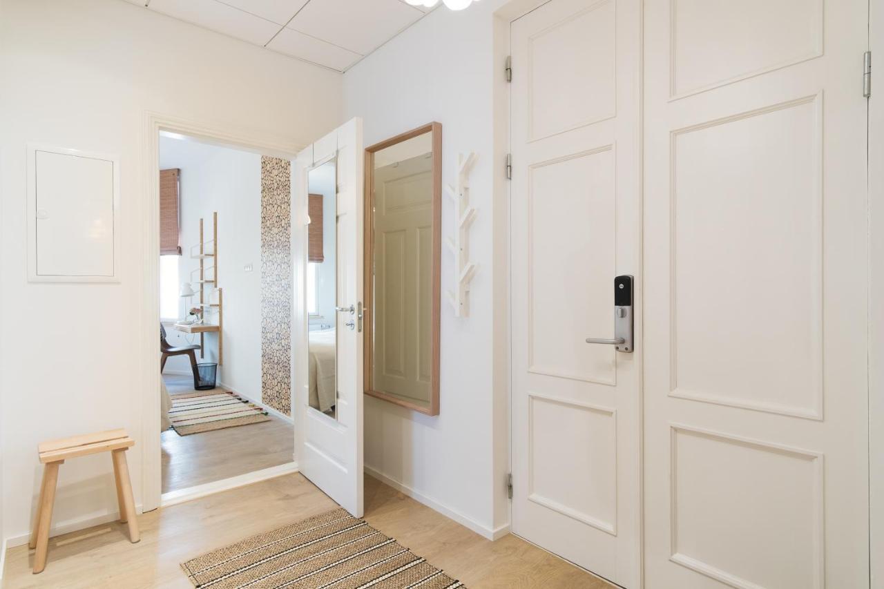 Apartment Family Reval